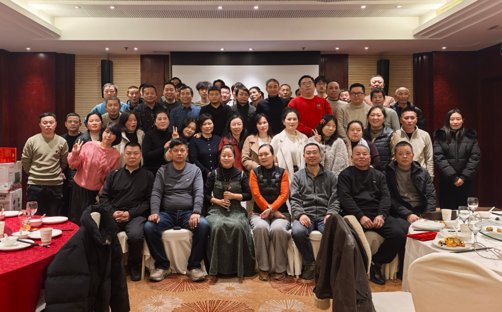 携手同行，策马并进 | 丙午年会盛典温暖落幕，共启崭新篇章